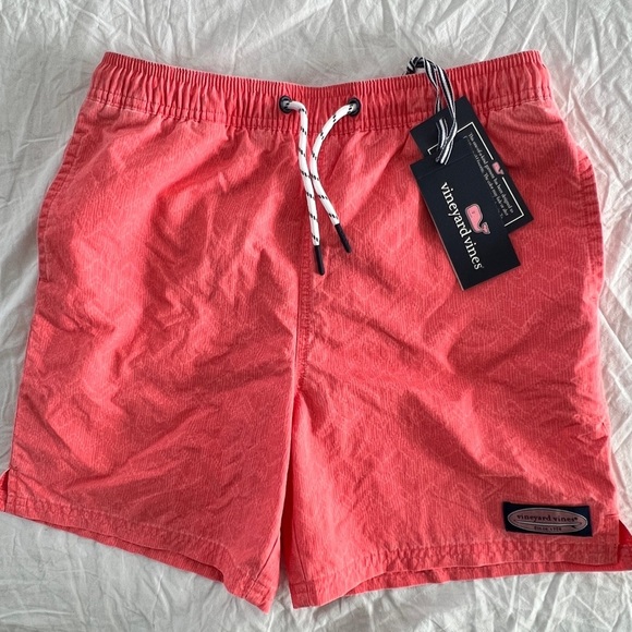 Vineyard Vines - preppy Swim Trunks - Pink- M (12-14) NWT - Picture 2 of 7